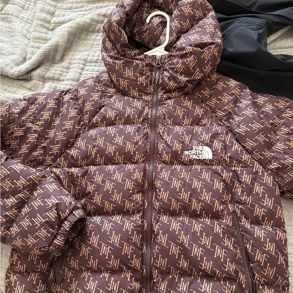 The North Face Chocolate Brown Patterned Jacket - Picture 1 of 2